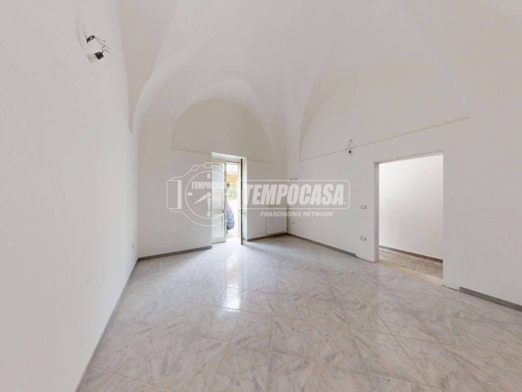 casa indipendente in vendita a Cutrofiano