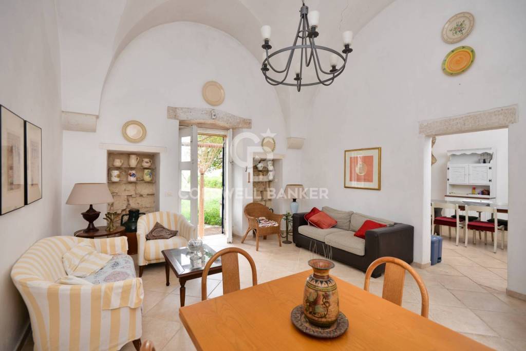 villa in vendita a Cutrofiano