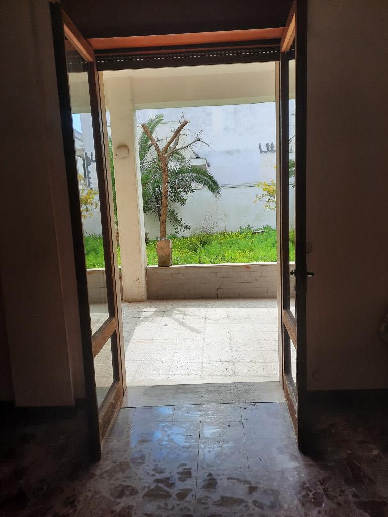 casa indipendente in vendita a Cutrofiano