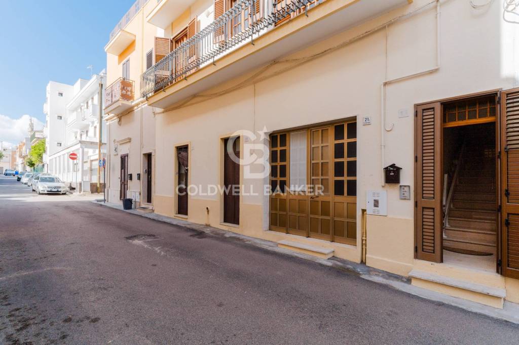 casa indipendente in vendita a Cutrofiano