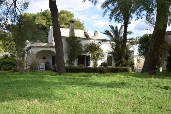 casa indipendente in vendita a Cutrofiano