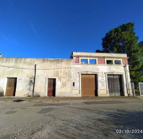 casa indipendente in vendita a Cutrofiano