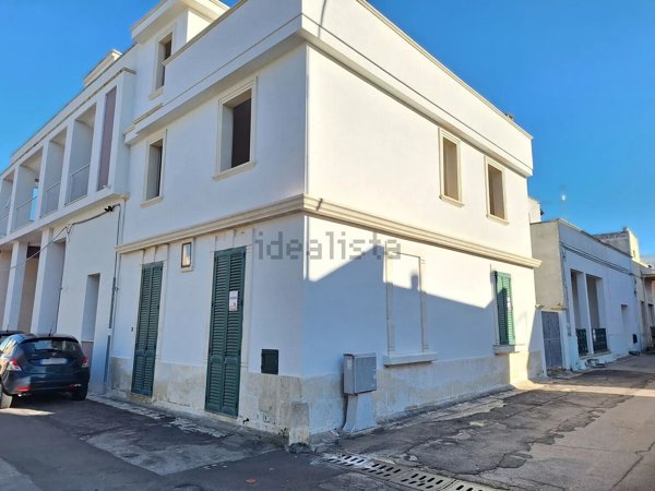 casa indipendente in vendita a Cutrofiano