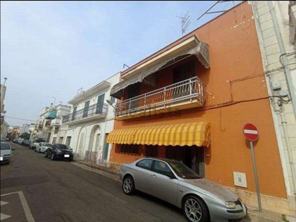 casa indipendente in vendita a Cutrofiano