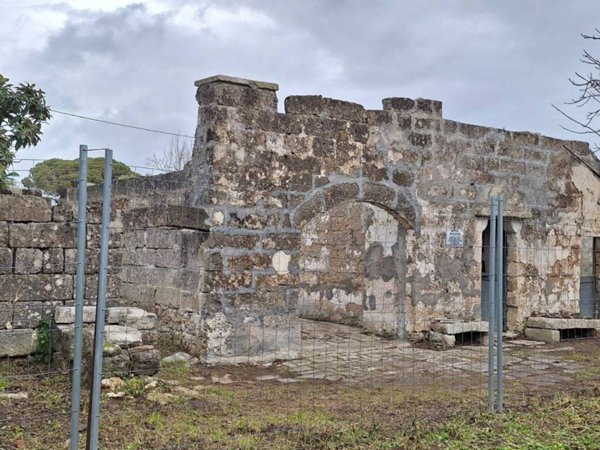 casa indipendente in vendita a Cutrofiano