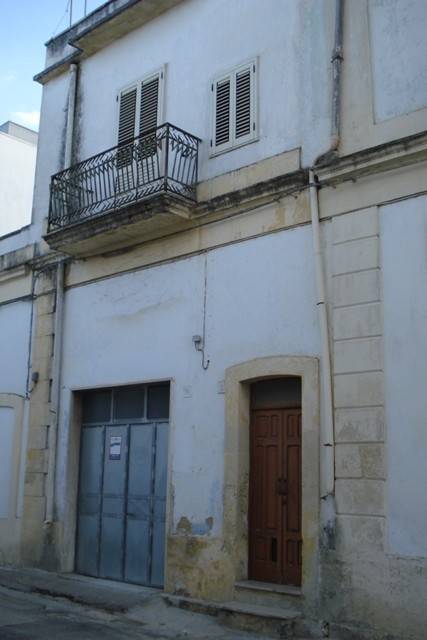 casa indipendente in vendita a Cutrofiano