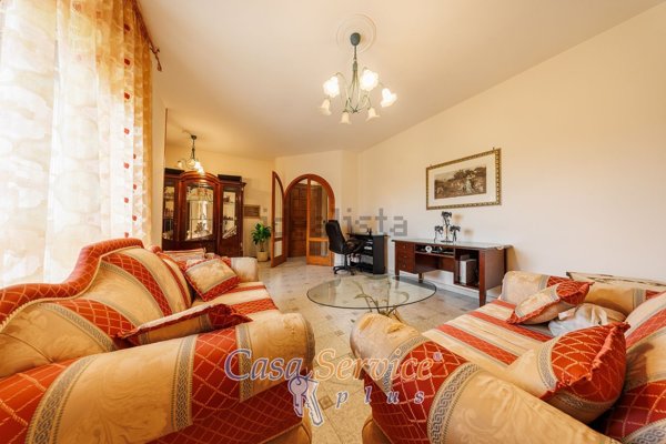 casa indipendente in vendita a Cutrofiano