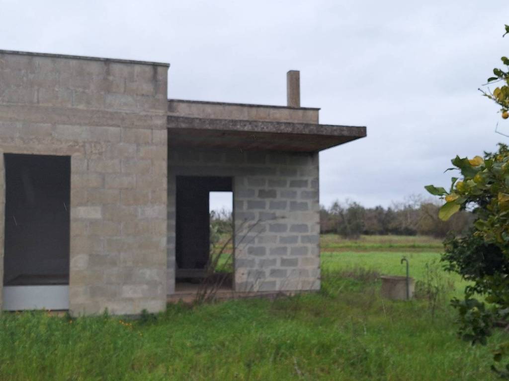 casa indipendente in vendita a Cutrofiano