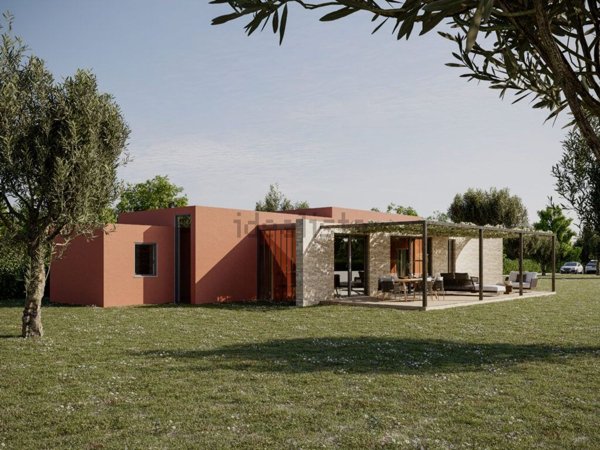 casa indipendente in vendita a Cutrofiano