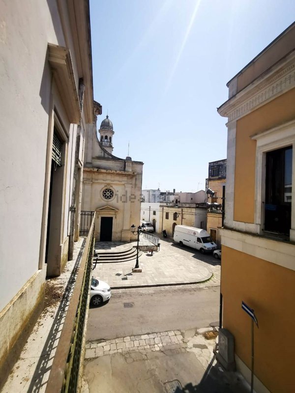casa indipendente in vendita a Cutrofiano