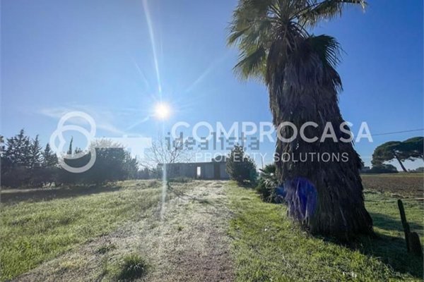 casa indipendente in vendita a Cutrofiano