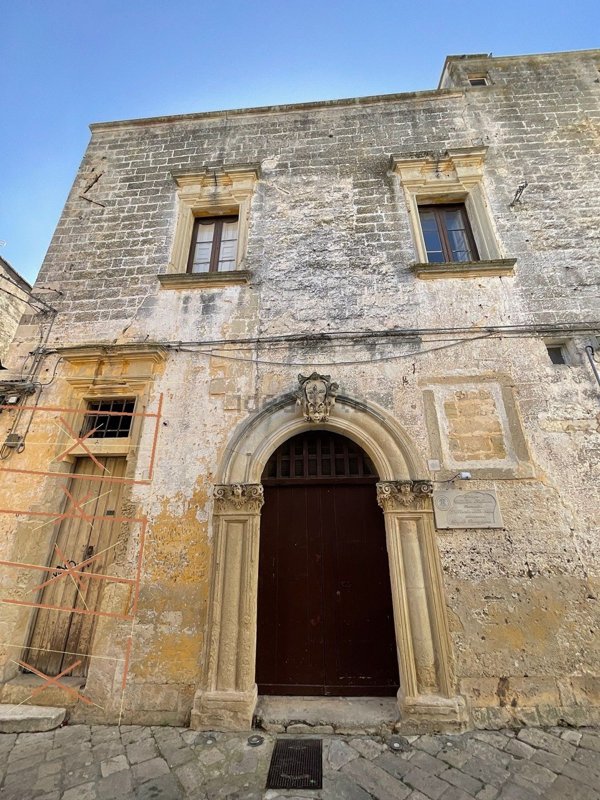 casa indipendente in vendita a Cutrofiano