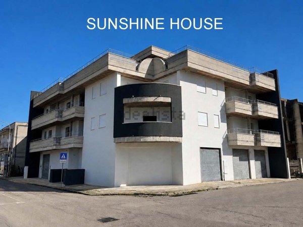 intera palazzina in vendita a Cutrofiano