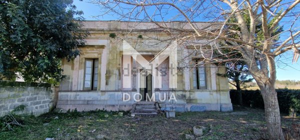 casa indipendente in vendita a Cutrofiano