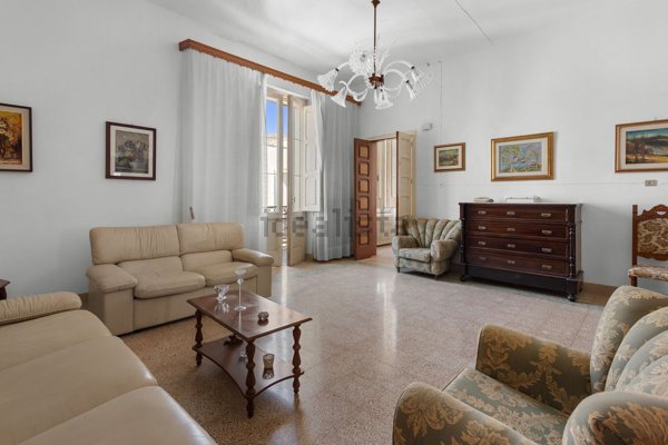 casa semindipendente in vendita a Cutrofiano