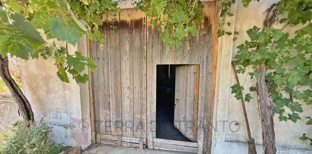 casa indipendente in vendita a Cutrofiano