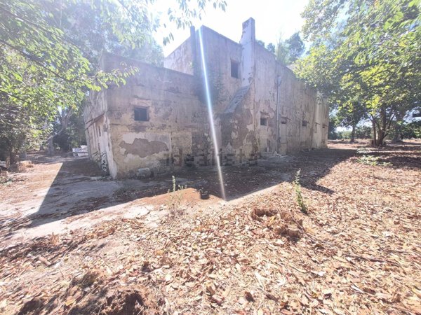 casale in vendita a Cutrofiano