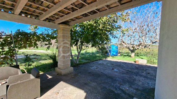 casa indipendente in vendita a Cutrofiano