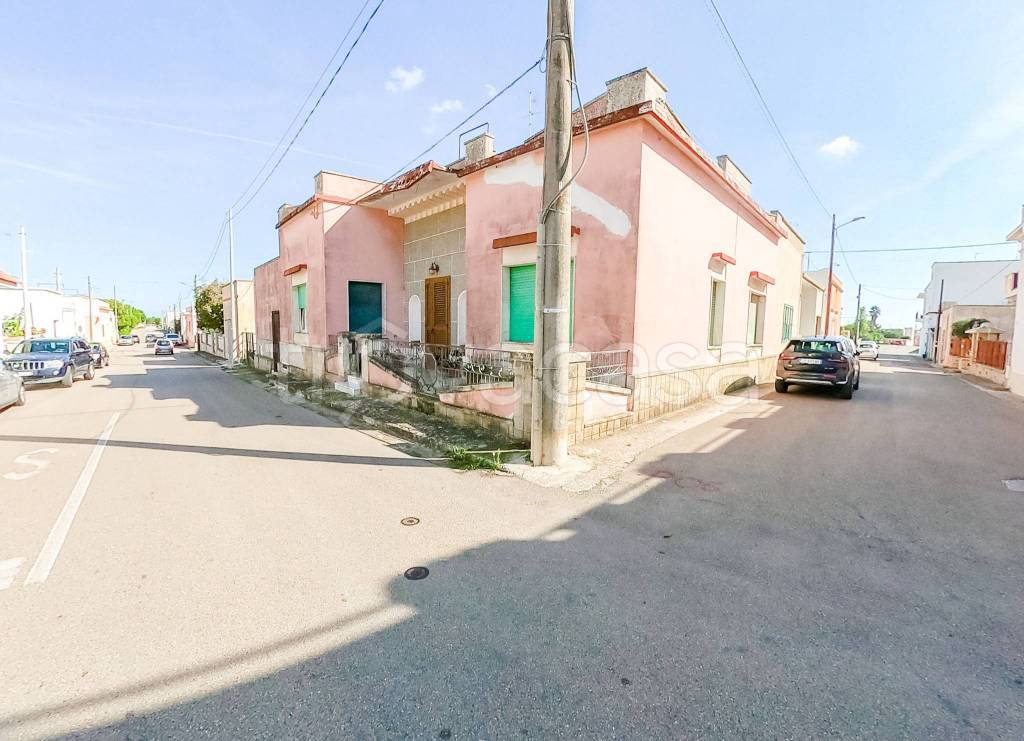 casa indipendente in vendita a Diso in zona Marittima