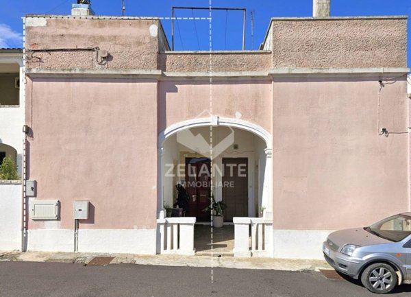 casa indipendente in vendita a Diso in zona Marittima