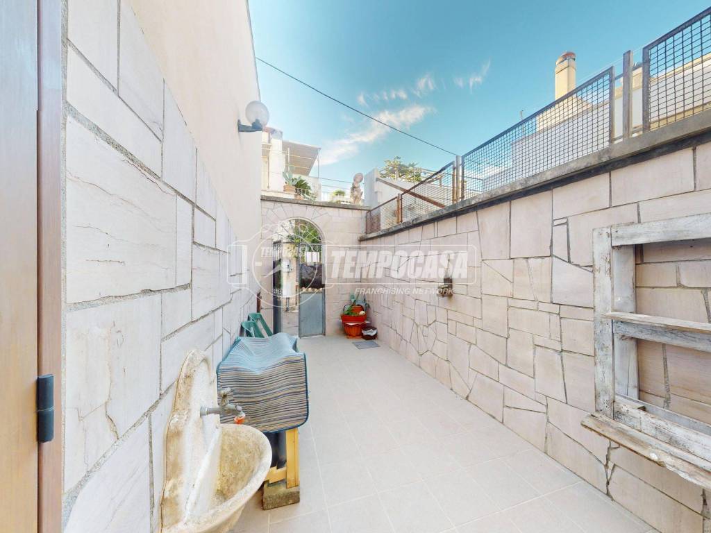 casa indipendente in vendita a Diso in zona Marittima