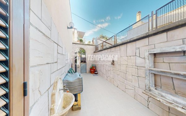 casa indipendente in vendita a Diso in zona Marittima