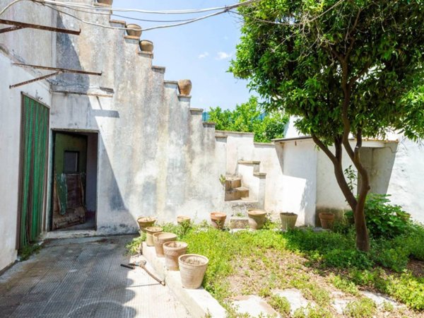 casa indipendente in vendita a Diso in zona Marittima