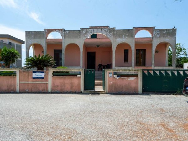 casa indipendente in vendita a Diso in zona Marittima