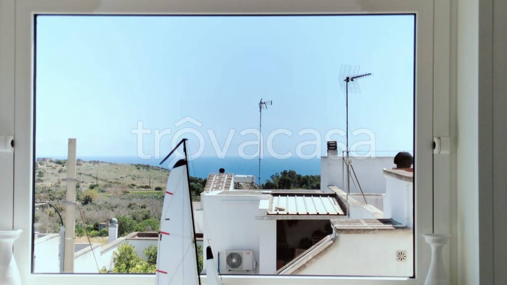 casa indipendente in vendita a Diso in zona Marittima