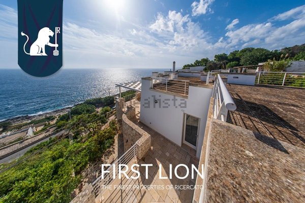 casa indipendente in vendita a Diso in zona Marina di Marittima