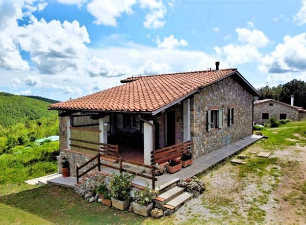 casa indipendente in vendita a Diso in zona Marittima