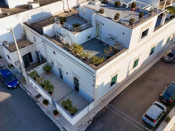 casa indipendente in vendita a Diso in zona Marittima