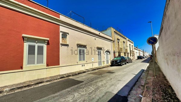 casa indipendente in vendita a Diso in zona Marittima