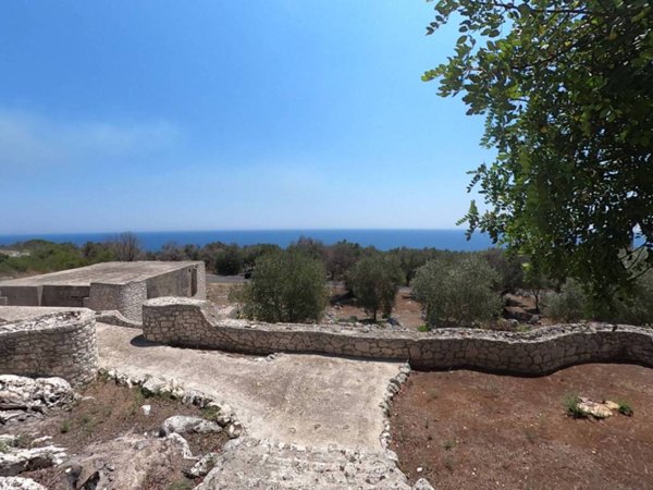 casa indipendente in vendita a Diso in zona Marittima