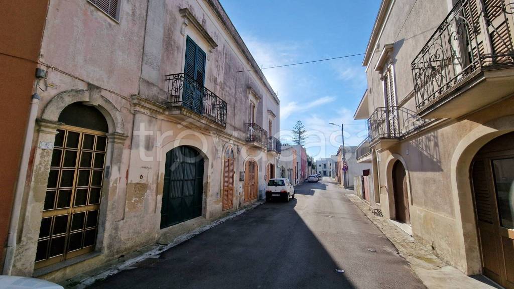 casa indipendente in vendita a Diso in zona Marittima