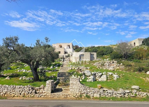 quadrivano in vendita a Diso in zona Marittima