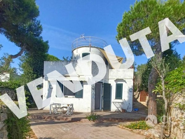casa indipendente in vendita a Diso in zona Marina di Marittima