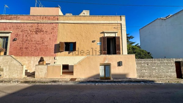 casa indipendente in vendita a Diso in zona Marittima