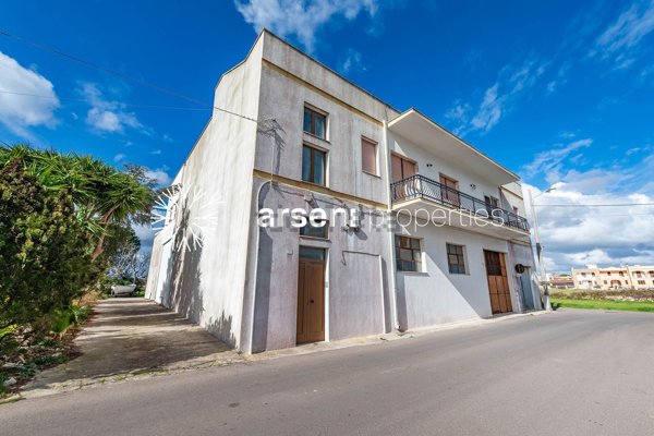 casa indipendente in vendita a Diso in zona Marittima