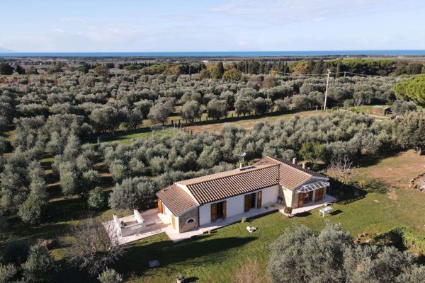 casa indipendente in vendita a Diso in zona Marittima