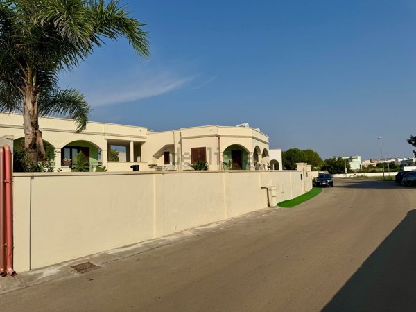 casa indipendente in vendita a Diso in zona Marittima