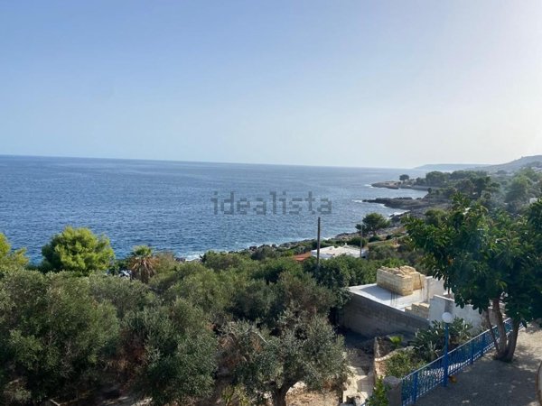 casa indipendente in vendita a Diso in zona Marina di Marittima