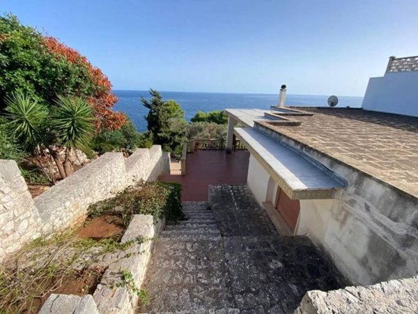 casa indipendente in vendita a Diso in zona Marina di Marittima