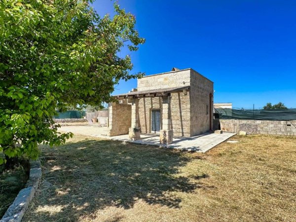 casa indipendente in vendita a Diso in zona Marittima
