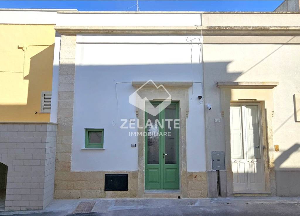 casa indipendente in vendita a Diso in zona Marittima
