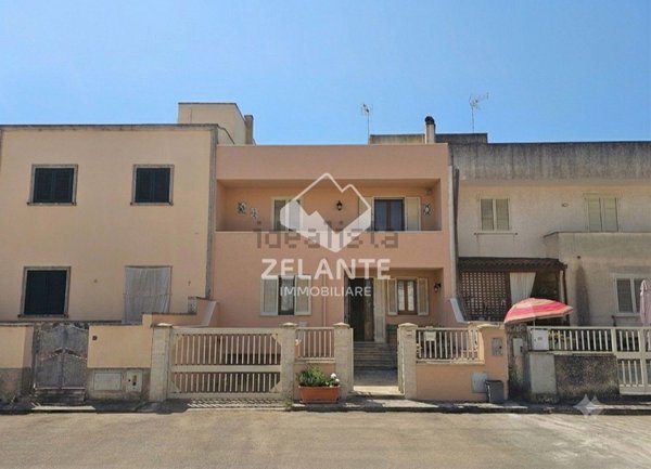 casa indipendente in vendita a Diso in zona Marittima