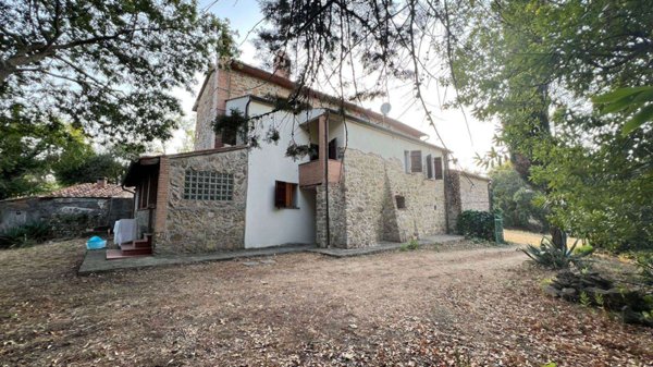casa indipendente in vendita a Diso in zona Marittima