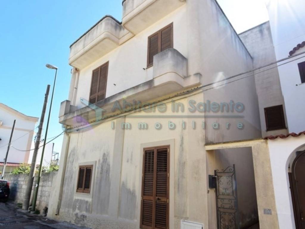 casa indipendente in vendita a Gagliano del Capo