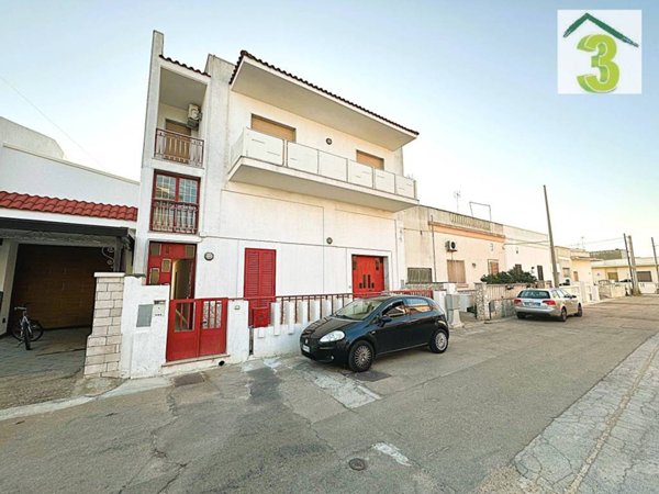 casa indipendente in vendita a Gagliano del Capo