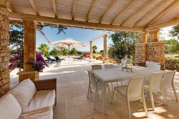 casa indipendente in vendita a Gagliano del Capo